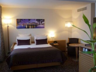Superior Room with 1 Double Bed