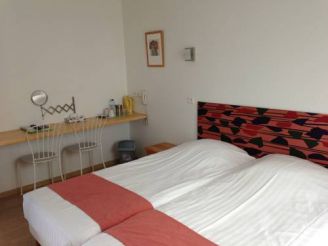 Double Room with Bath and Access to Terrace