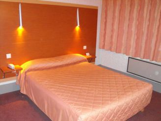 Double Room with Shower for 1 or 2 People