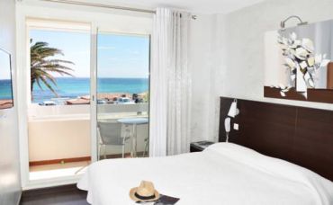Double Room with Sea View and Balcony - First Floor