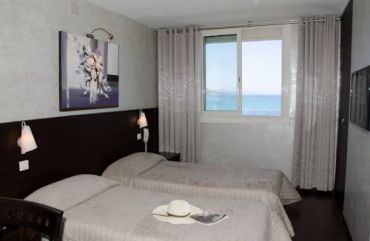 Twin Room with Sea View - First Floor