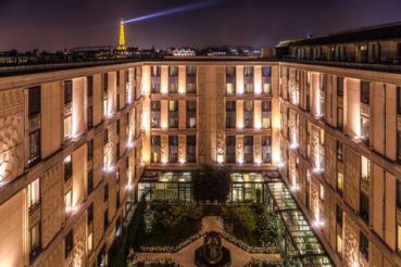 Hotel du Collectionneur Arc de Triomphe