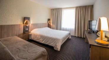 Superior Triple Room with 1 Double and 1 Single Bed