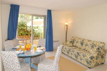 Cosy Suite (3 Adults)