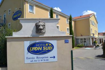 Готель Lyon Sud