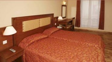 Double or Twin Room for Single Occupancy