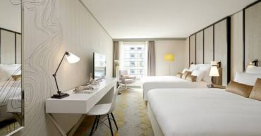 Renaissance Paris La Defense Hotel, A Marriott Luxury & Lifestyle Hotel