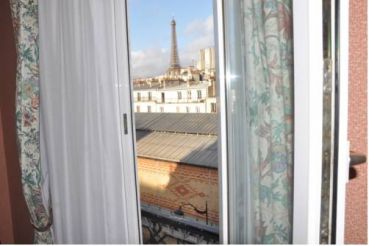 Single Room with Eiffel Tower View