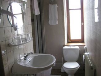 Twin Room with Shower