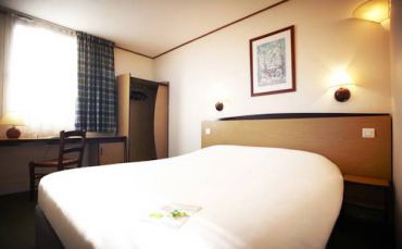 Triple Room - 1 Double & 1 Single Beds