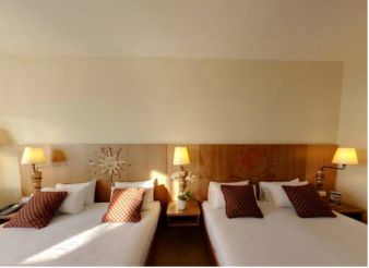  Special Offer - Quadruple Room with a Bottle of Champagne