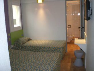 Triple Room (1 double bed +1 single bed)