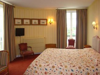 Deluxe Double or Twin Room with Seine View