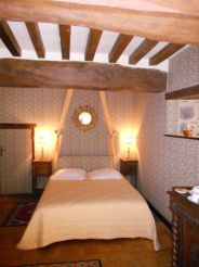 Lupins Double Room