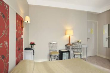 Superior Double Room with Street View