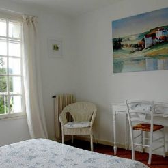 Двухместный номер с 1 двуспальной кроватью и видом на горы Массиф Дез Альпий или сад