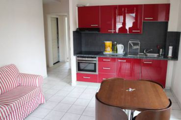 Two-Bedroom Apartment (1-4 Adults)