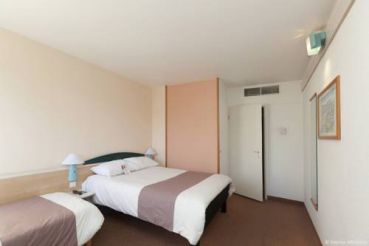 Standard Room with one double and one single bed