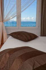 Улучшенный двухместный номер с 1 кроватью и видом на море