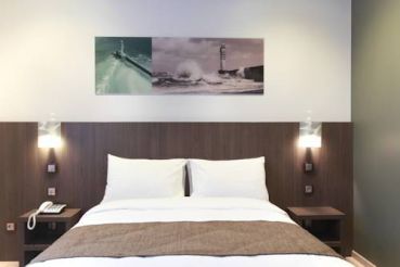 Двухместный номер с 1 кроватью или 2 отдельными кроватями для гостей с ограниченными физическими возможностями 