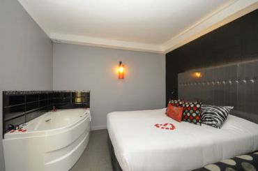Double or Twin Room with Spa Bath and Terrace
