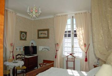 Double Room N°2 with Garden View