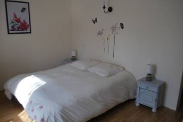 Double Room with 1 Large Double Bed