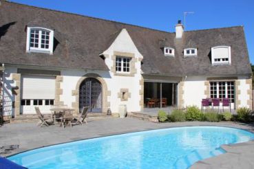 Triple Room with Pool View